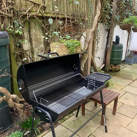 Large Character Home, Hot Tub, Beach 5 Min Walk Gorleston-On-Sea Bagian luar foto