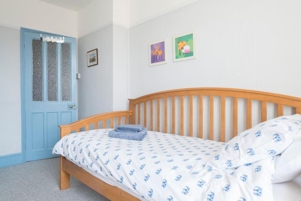 Large Character Home, Hot Tub, Beach 5 Min Walk Gorleston-On-Sea Bagian luar foto